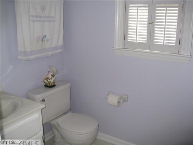 4225 Braddock Road High Point, NC 27265 - Photo 12 of 16 Other. The upstairs hall full bath has a single bowl vanity, shower/tub combination, and plantation shutter.