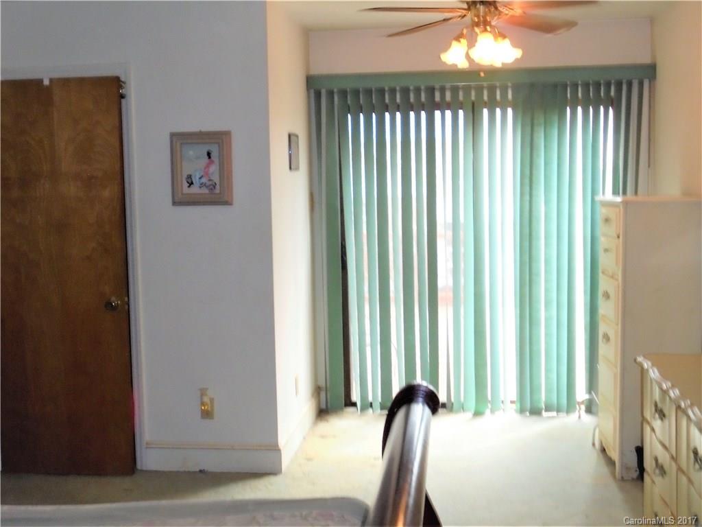 2520 Ashley Road Charlotte, NC 28208 - Photo 14 of 16 Gallery Image 14