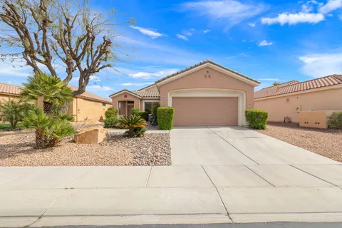 $425,000 | 37818 Turnberry Isle Drive, Palm Desert, CA 92211