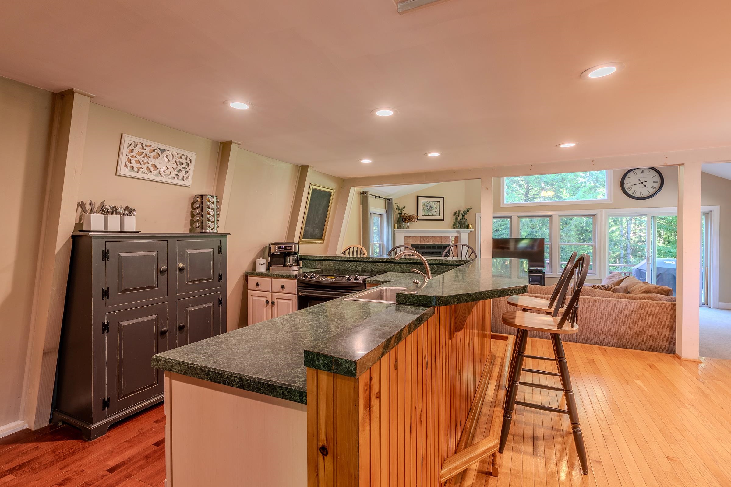 1 Beaver Street Winhall, VT 05340 - Photo 8 of 38