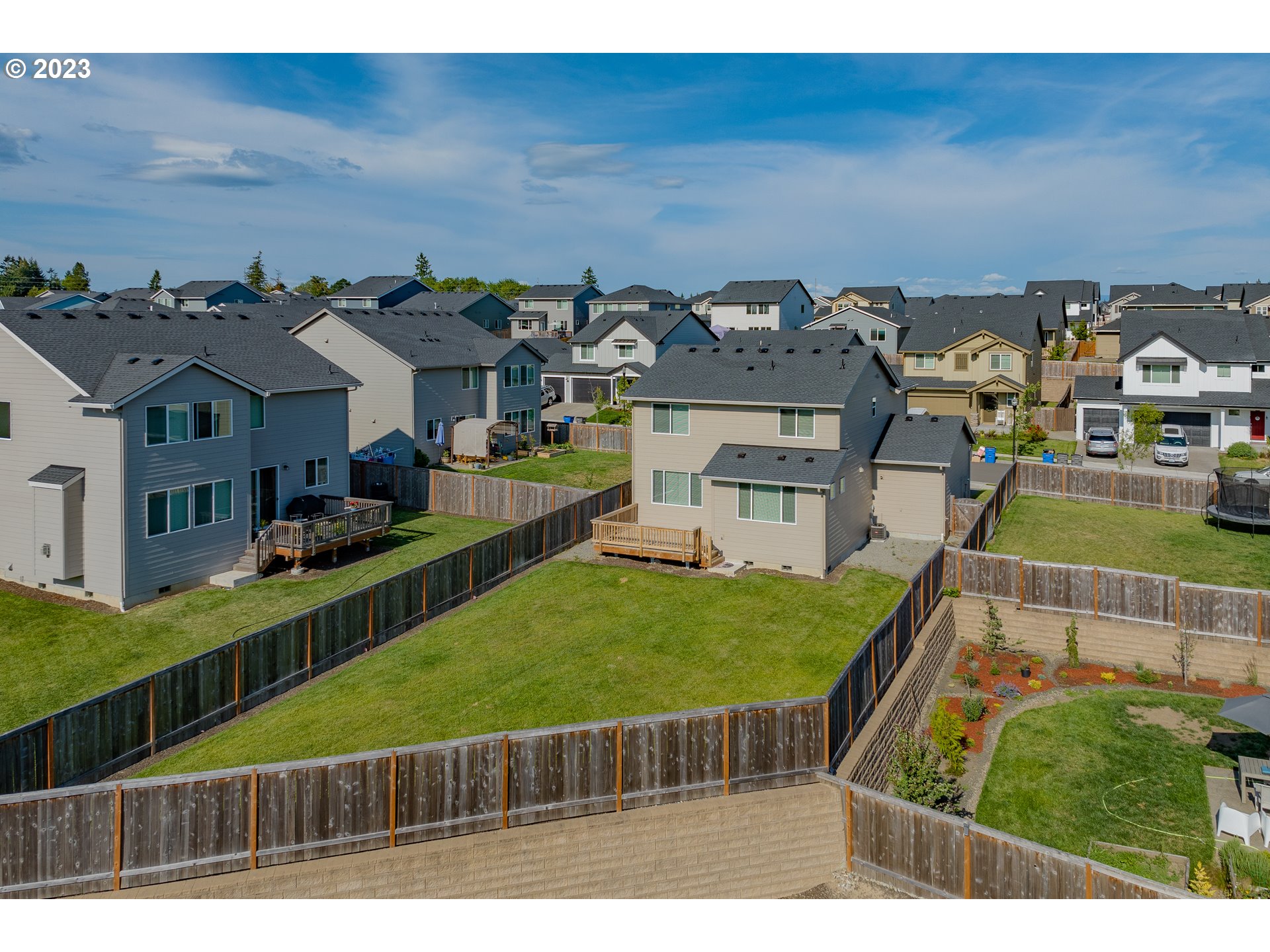 3825 South 39th Place Ridgefield, WA 98642 - Photo 31 of 37 a view of building and yard