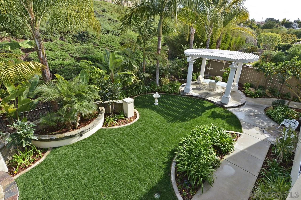 559 Hidden Ridge Court Encinitas, CA 92024 - Photo 23 of 25