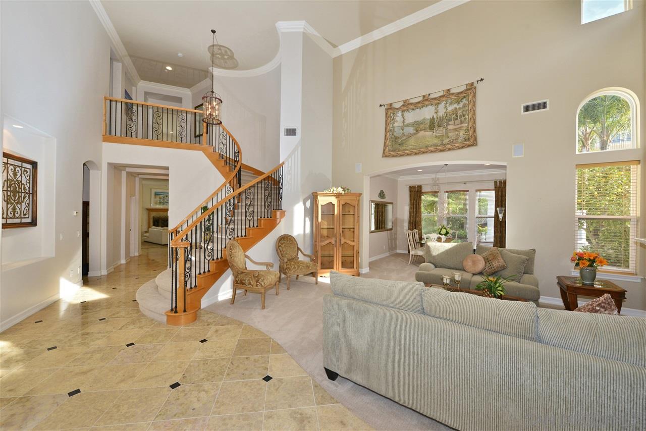 559 Hidden Ridge Court Encinitas, CA 92024 - Photo 4 of 25
