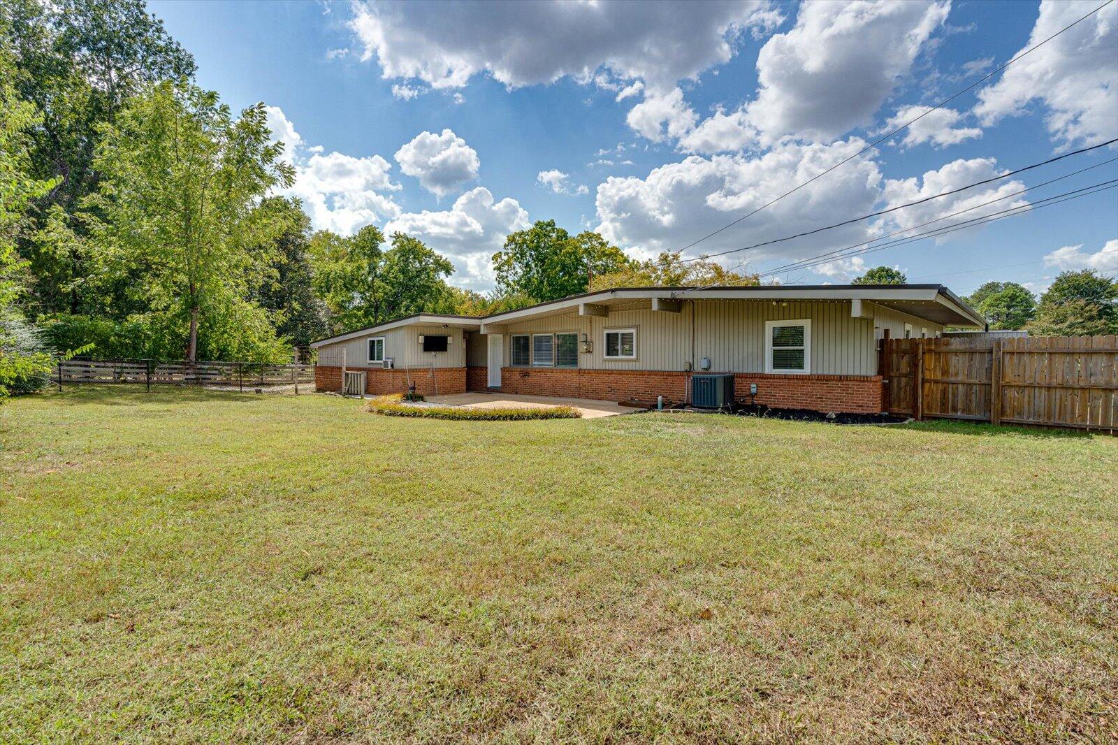 1508 Kippy Drive Chattanooga, TN 37421 - Photo 24 of 32 View of rear