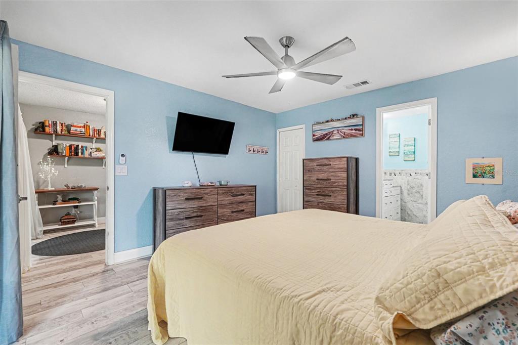 534 Leverett Road Seffner, FL 33584 - Photo 21 of 33