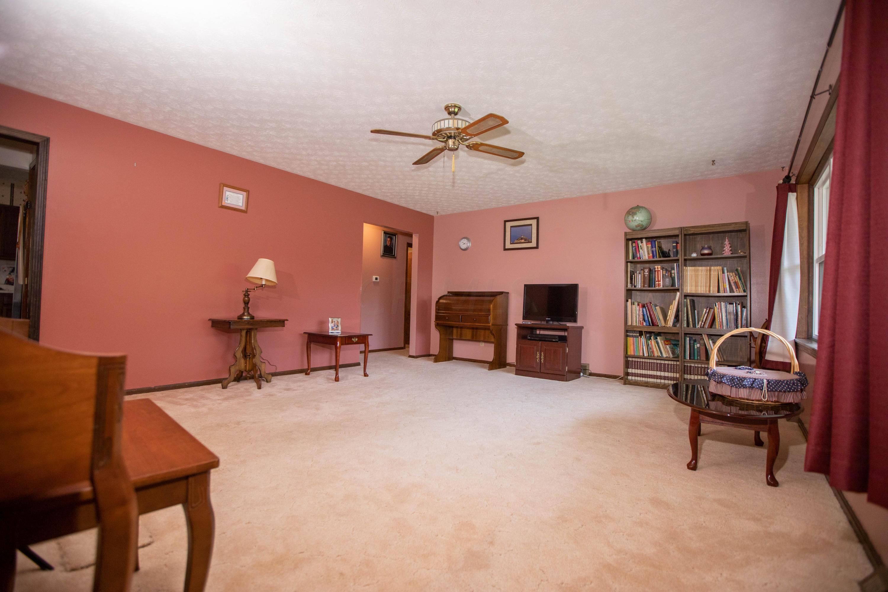 1053 Rockmill Road Northwest Lancaster, OH 43130 - Photo 16 of 30 Gallery Image 16