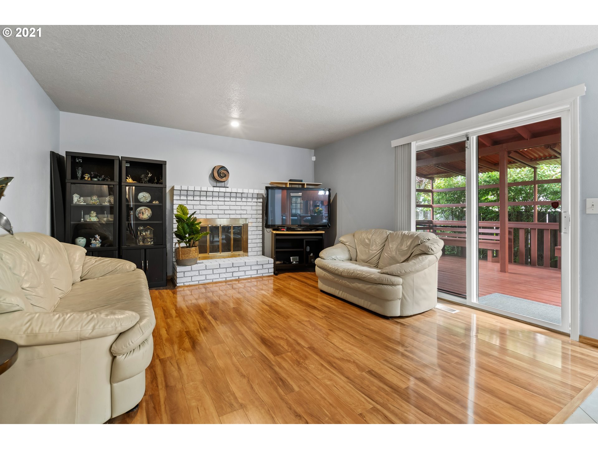 16800 Southwest Hargis Road Beaverton, OR 97007 - Photo 12 of 27 Gallery Image 12