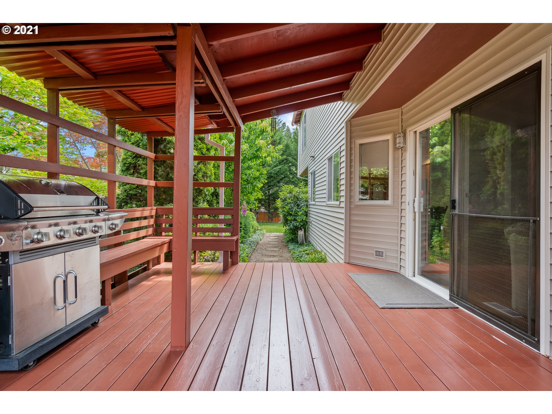 16800 Southwest Hargis Road Beaverton, OR 97007 - Photo 23 of 27 Gallery Image 23