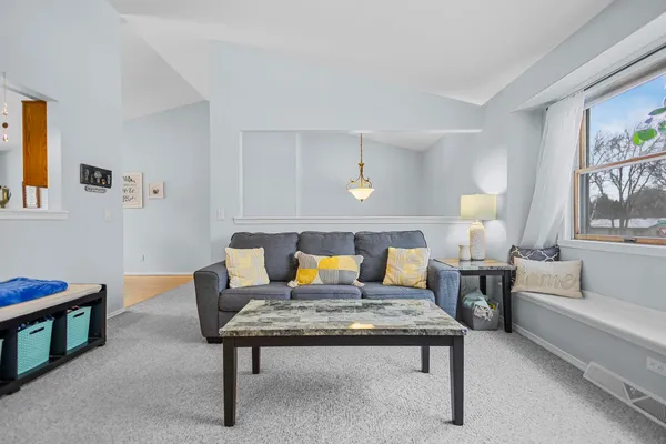 $269,900 | 1601 South Sundown Lane, Appleton, WI 54915