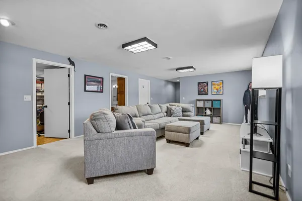 $269,900 | 1601 South Sundown Lane, Appleton, WI 54915