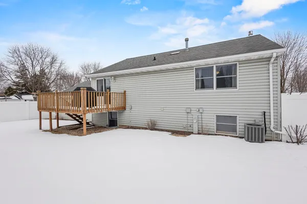 $269,900 | 1601 South Sundown Lane, Appleton, WI 54915