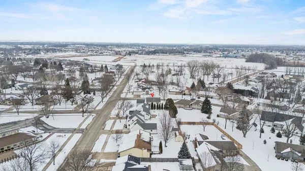 $269,900 | 1601 South Sundown Lane, Appleton, WI 54915