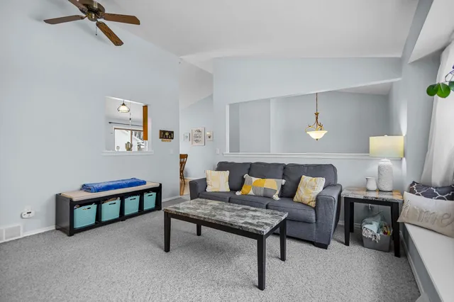 $269,900 | 1601 South Sundown Lane, Appleton, WI 54915