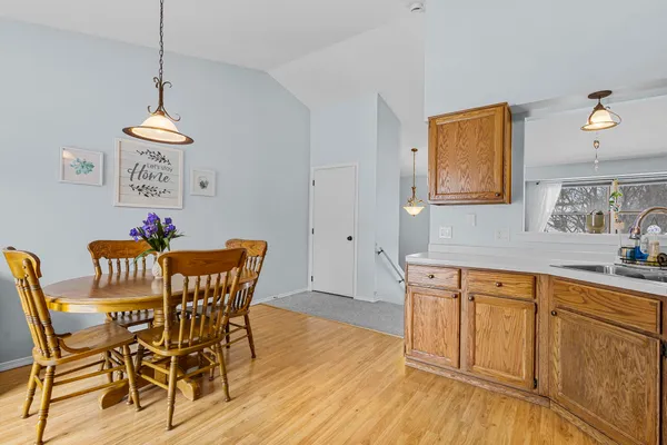 $269,900 | 1601 South Sundown Lane, Appleton, WI 54915