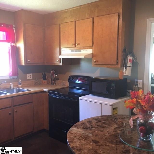 111 Spring Street Greer, SC 29650 - Photo 7 of 18 Gallery Image 7