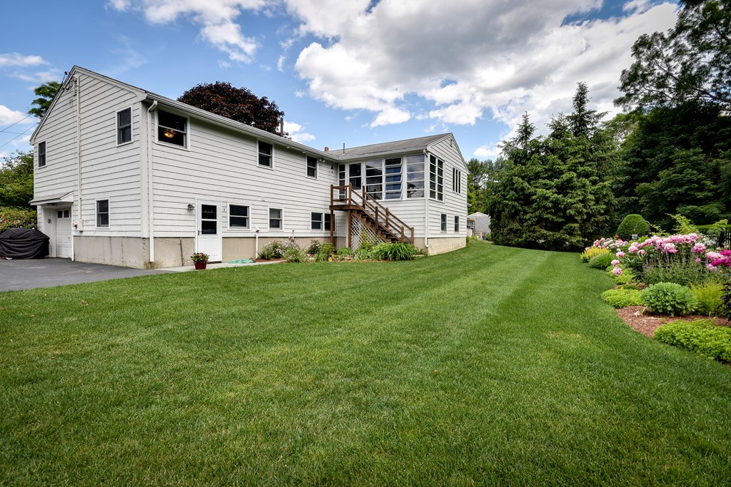 4 Spring Lane Hopkinton, MA 01748 - Photo 24 of 26