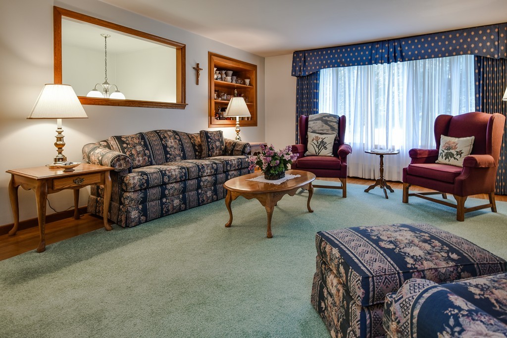 4 Spring Lane Hopkinton, MA 01748 - Photo 6 of 26