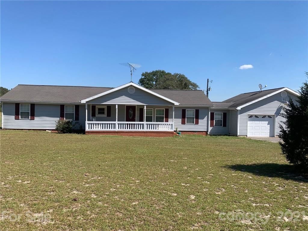 2272 Beaver Dam Road Cassatt, SC 29032 - Photo 2 of 30 Gallery Image 2