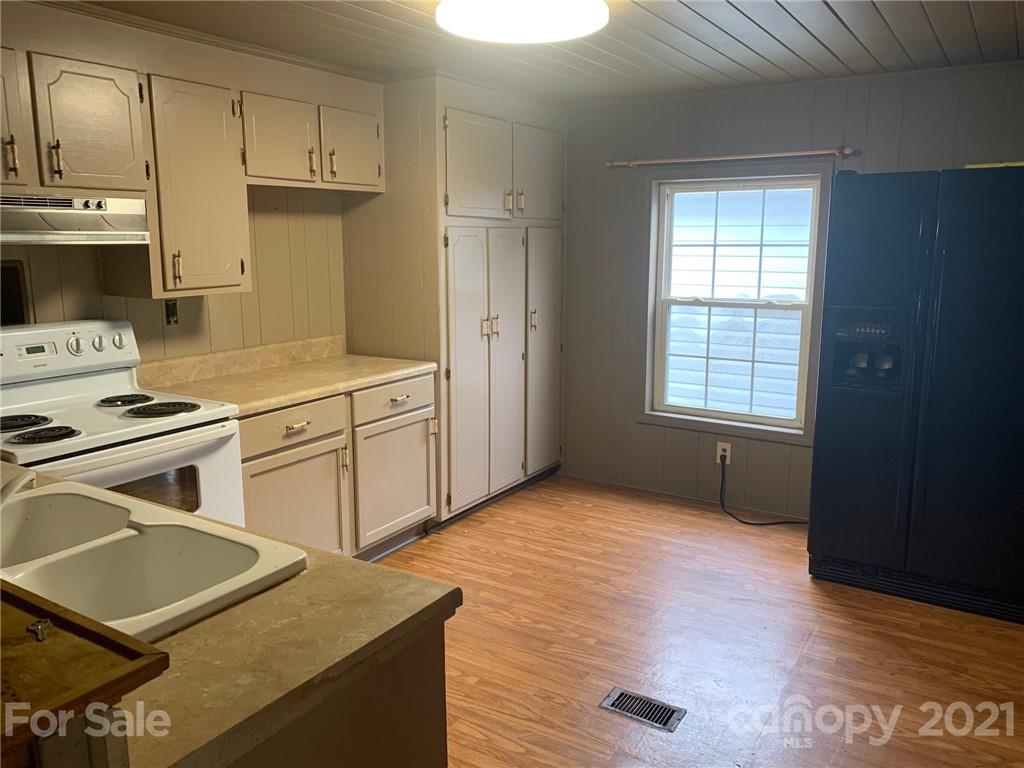 2272 Beaver Dam Road Cassatt, SC 29032 - Photo 18 of 30 Gallery Image 18