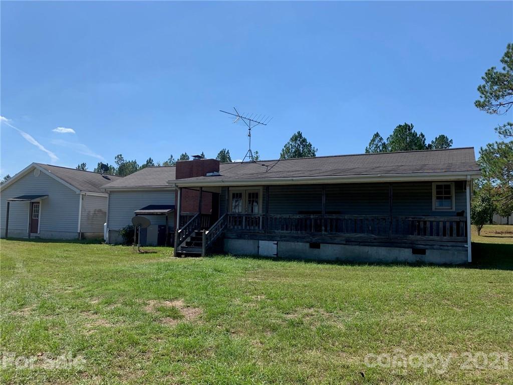 2272 Beaver Dam Road Cassatt, SC 29032 - Photo 5 of 30 Gallery Image 5