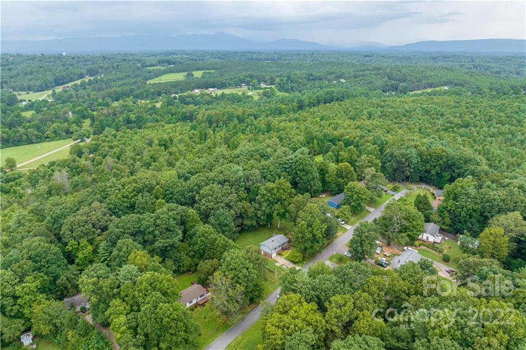 115 Sherwood Drive Morganton, NC 28655 - Photo 17 of 18