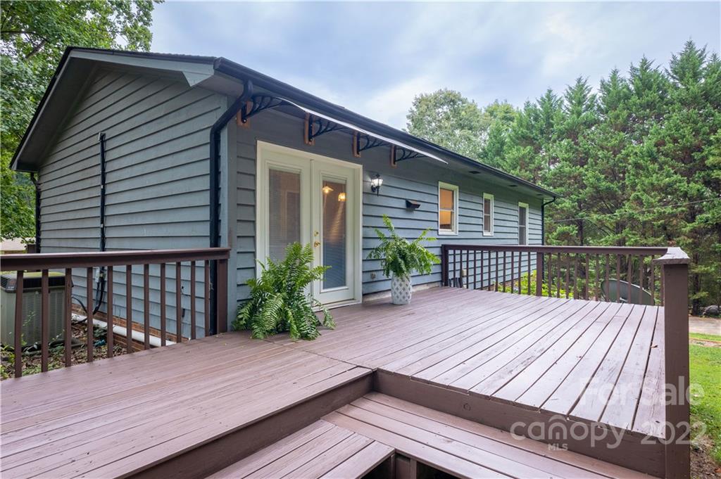 115 Sherwood Drive Morganton, NC 28655 - Photo 7 of 18