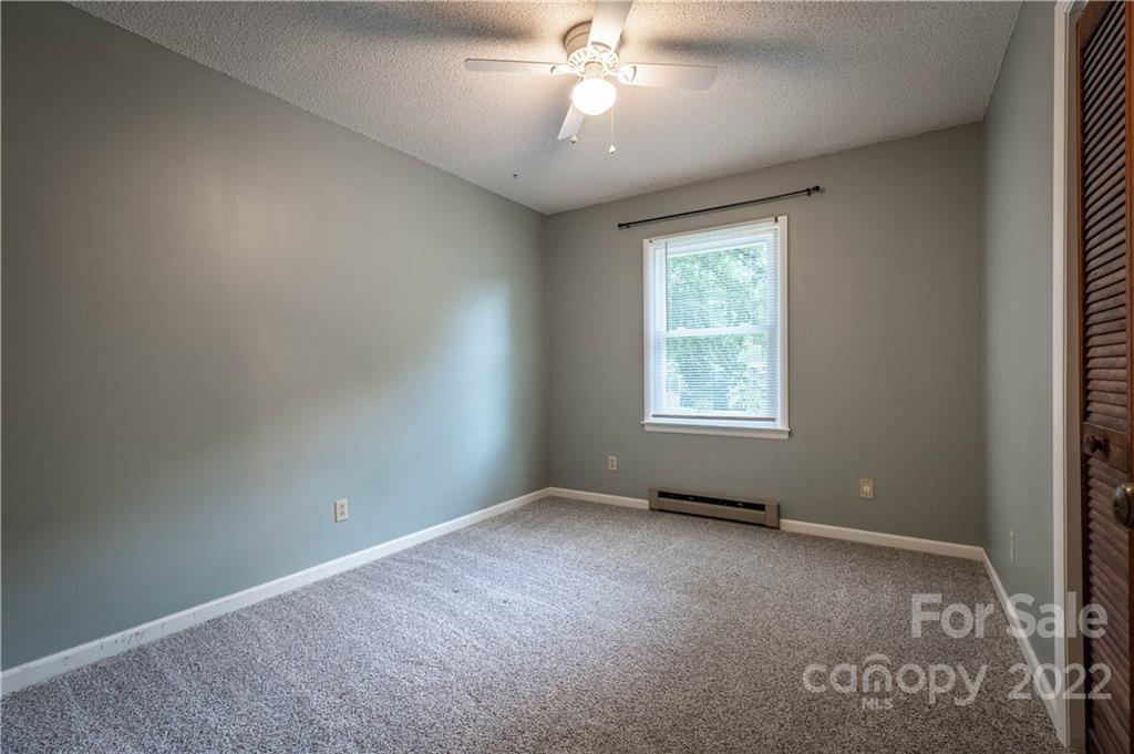 115 Sherwood Drive Morganton, NC 28655 - Photo 8 of 18