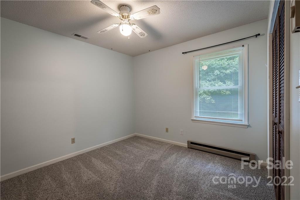 115 Sherwood Drive Morganton, NC 28655 - Photo 10 of 18