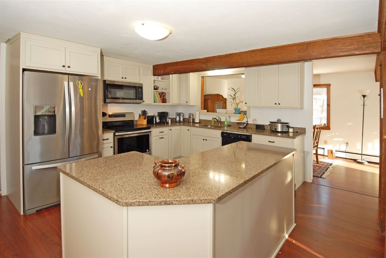 4 Robin Lane Grantham, NH 03753 - Photo 5 of 19