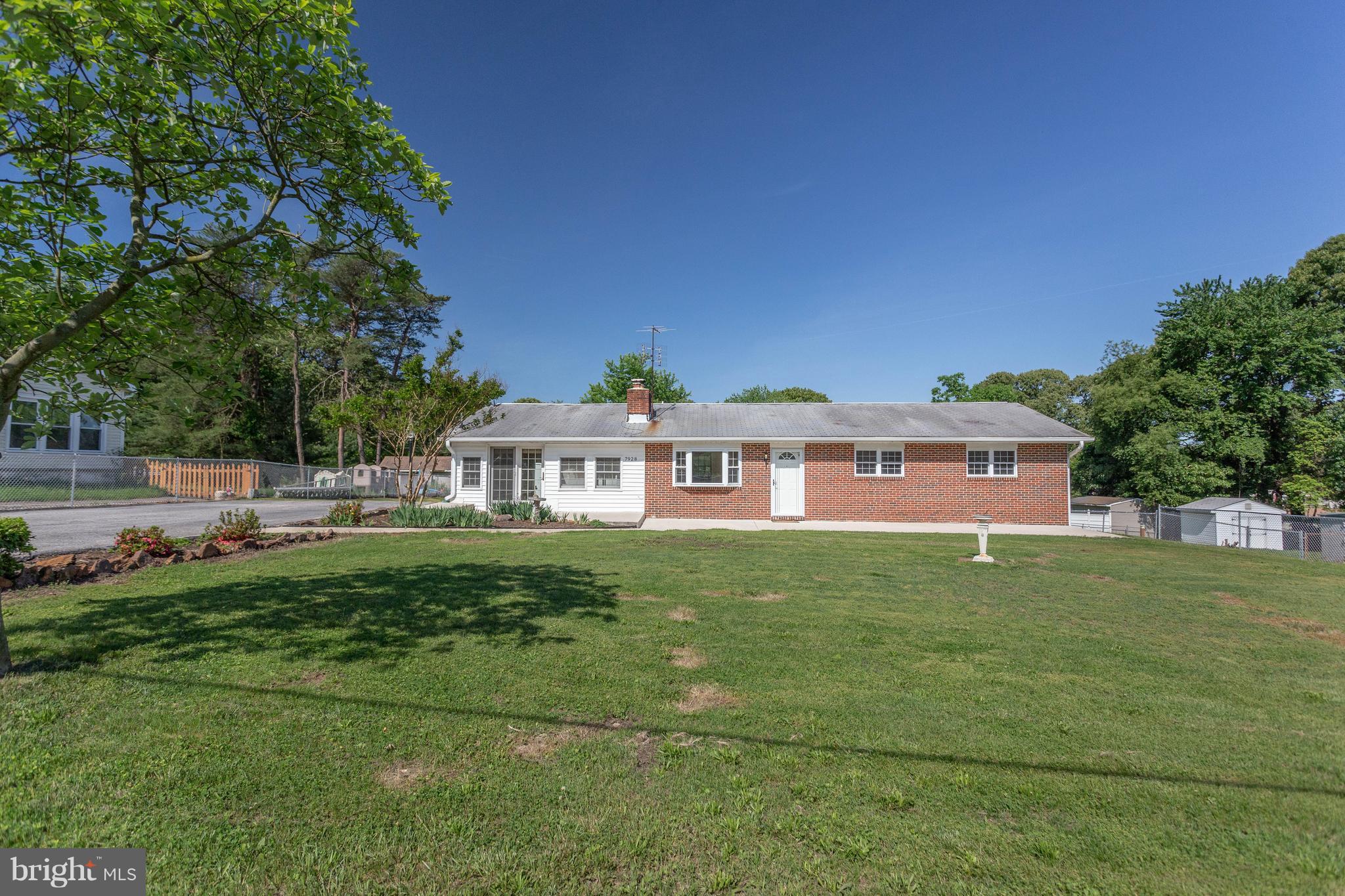 7928 Elizabeth Road Pasadena, MD 21122 - Photo 1 of 28 Exterior (Front)