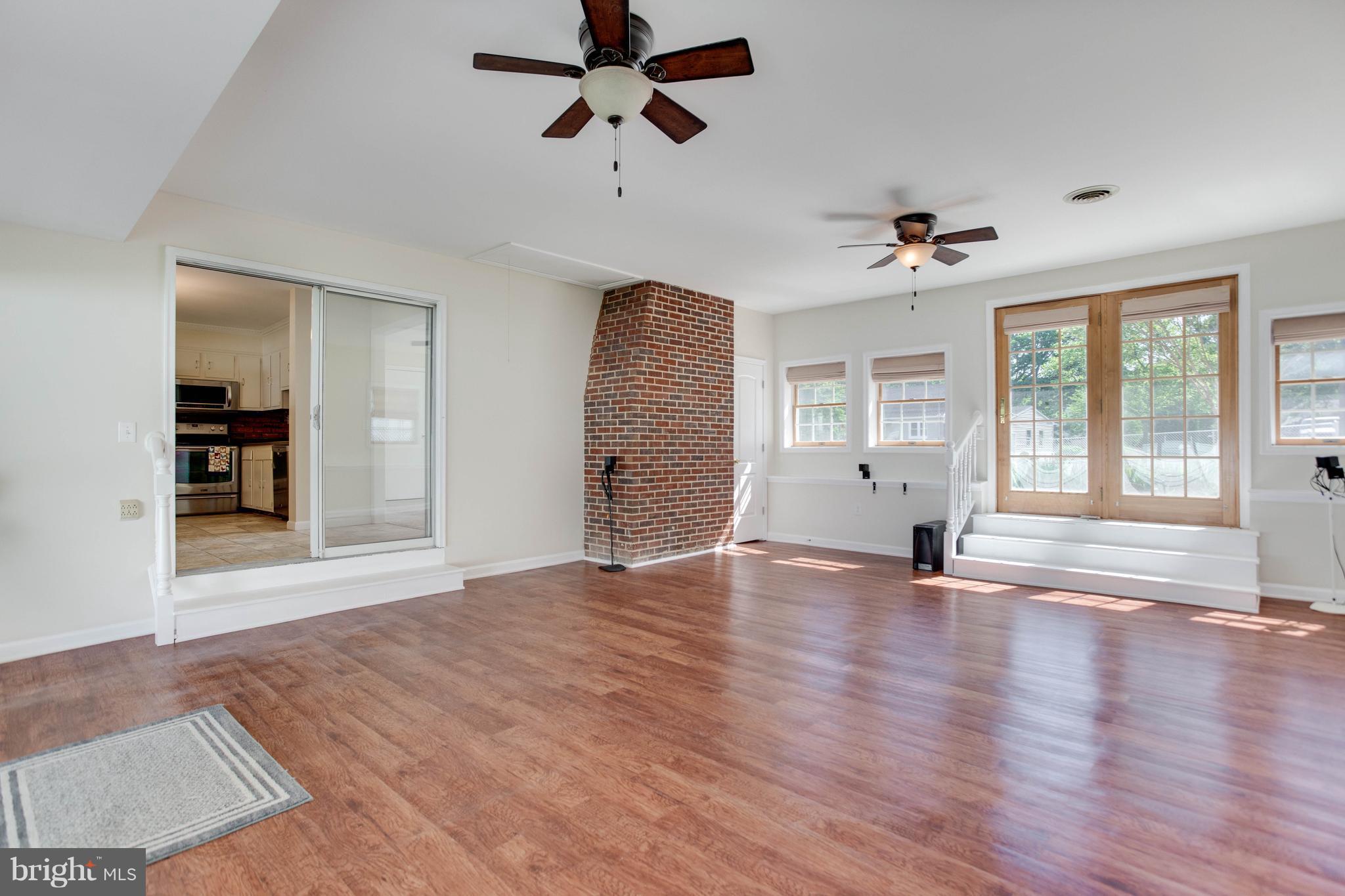7928 Elizabeth Road Pasadena, MD 21122 - Photo 18 of 28 Family Room