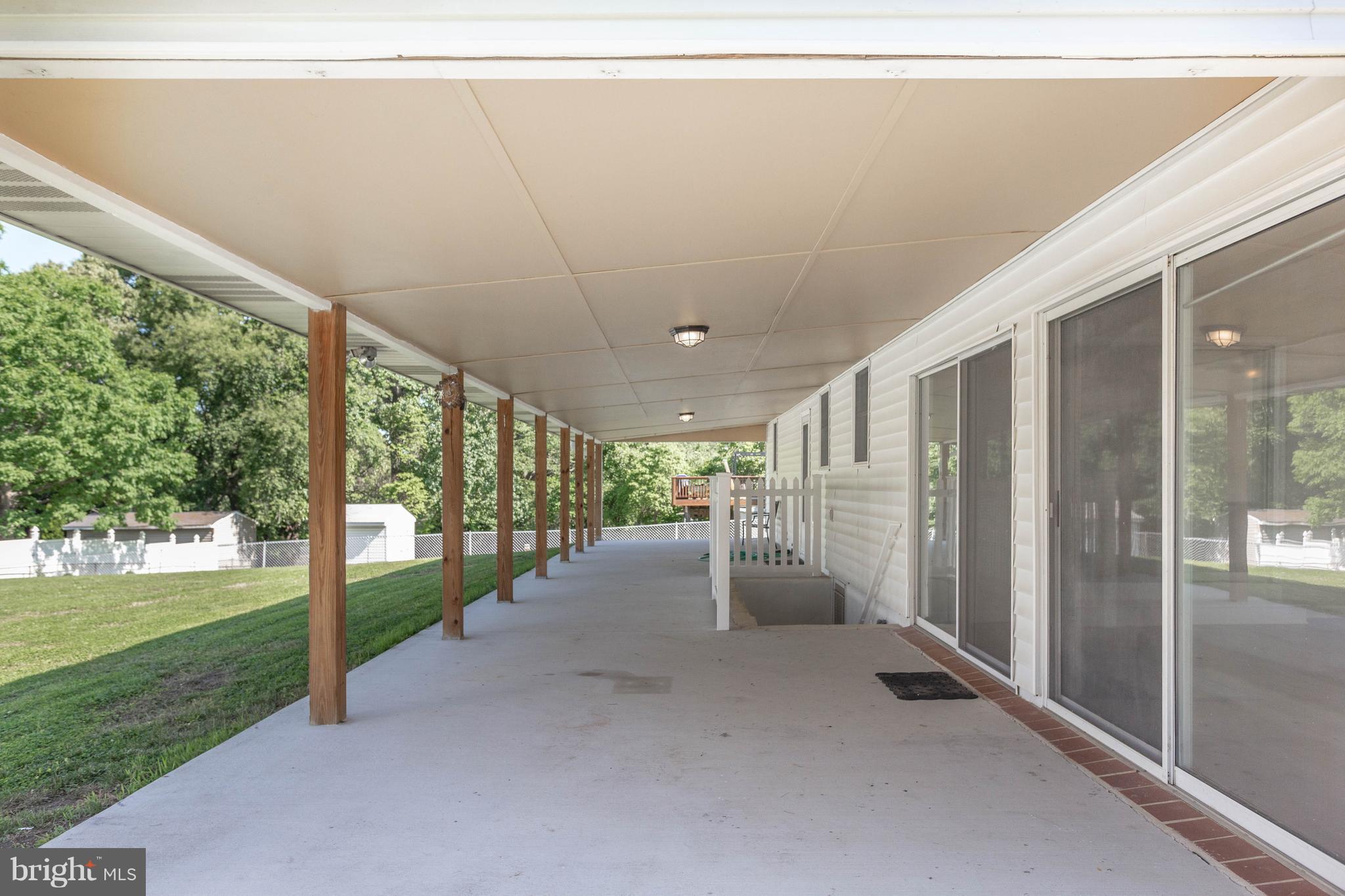 7928 Elizabeth Road Pasadena, MD 21122 - Photo 24 of 28 Exterior (Rear)