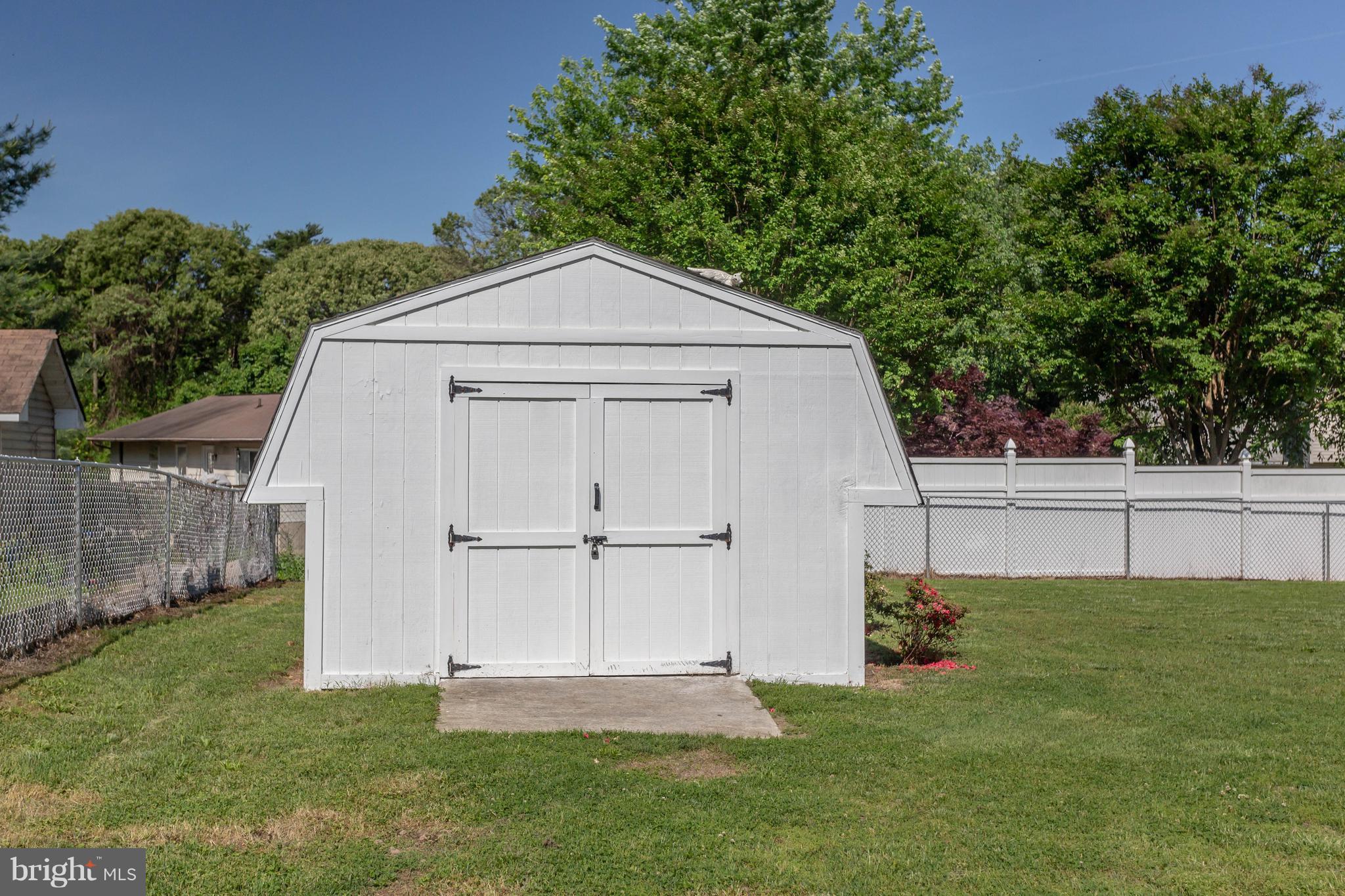 7928 Elizabeth Road Pasadena, MD 21122 - Photo 28 of 28 Exterior (Rear)