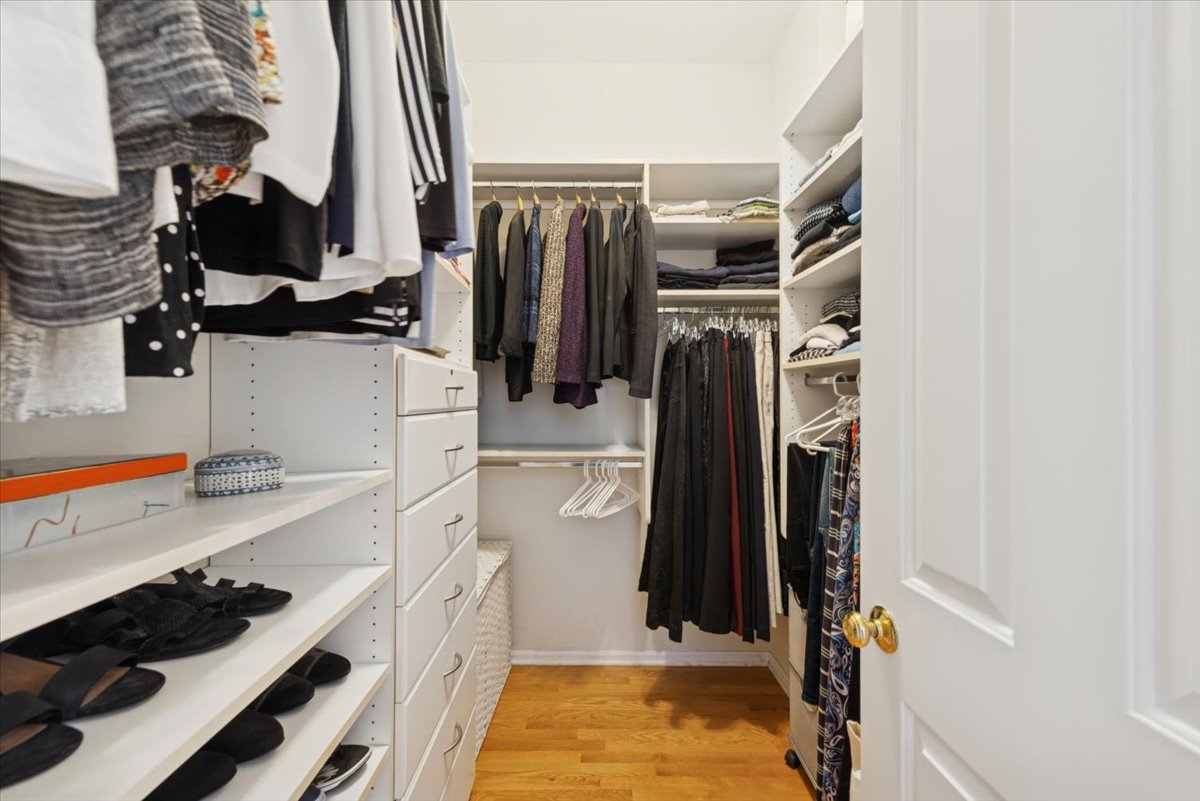 2850 North Burling Street, Unit 3 Chicago, IL 60657 - Photo 14 of 19