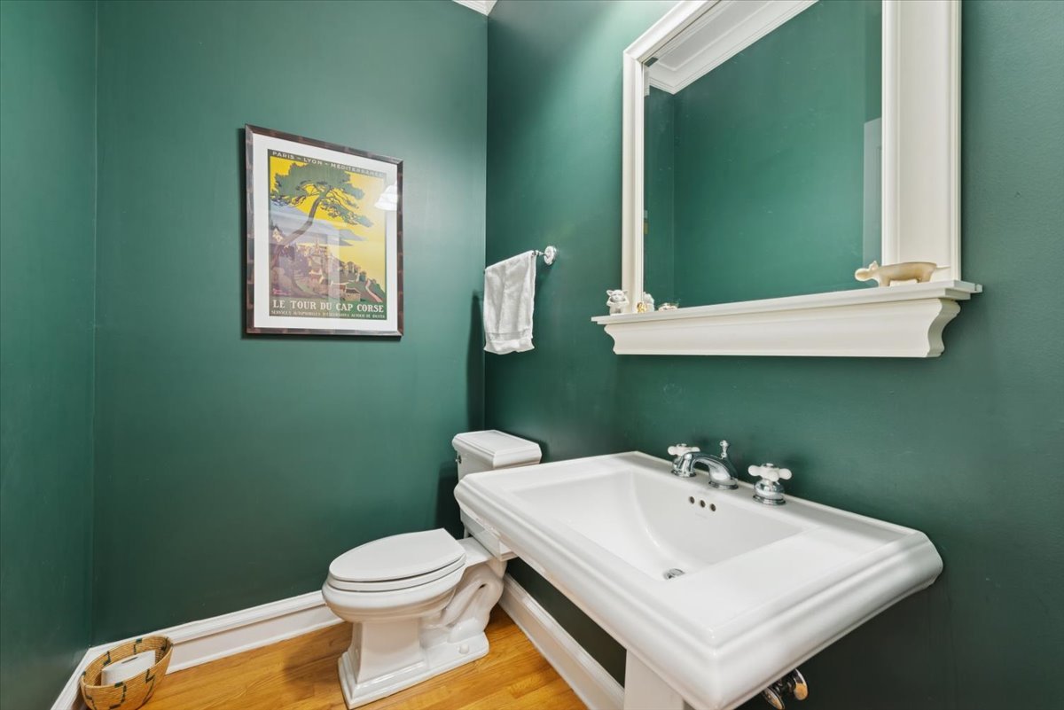 2850 North Burling Street, Unit 3 Chicago, IL 60657 - Photo 10 of 19
