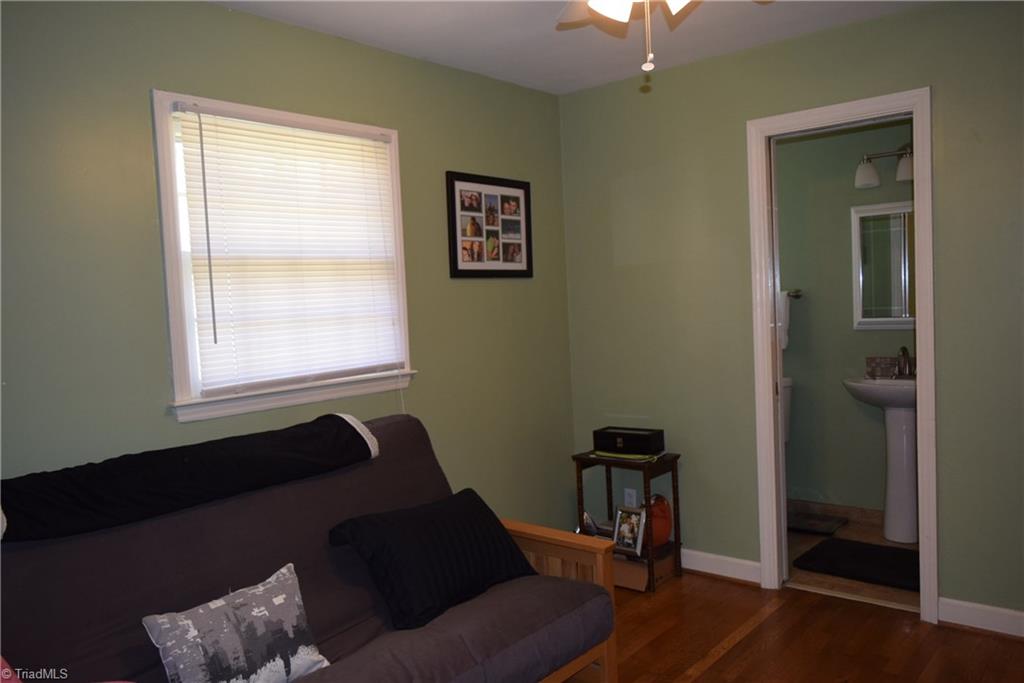 4339 Kimmeridge Road Greensboro, NC 27406 - Photo 12 of 20 Gallery Image 12