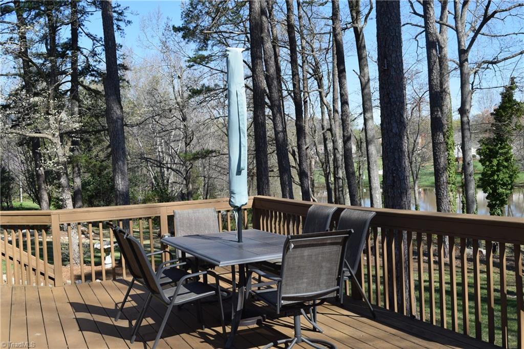 4339 Kimmeridge Road Greensboro, NC 27406 - Photo 18 of 20 Gallery Image 18