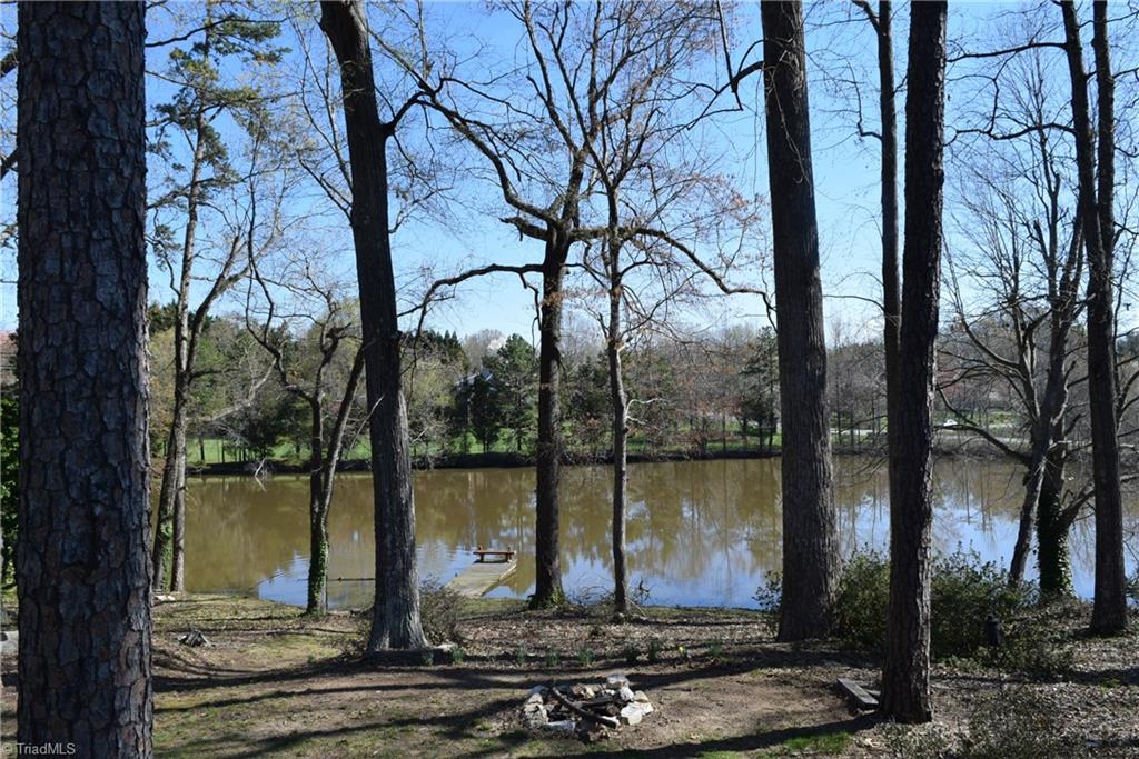 4339 Kimmeridge Road Greensboro, NC 27406 - Photo 19 of 20 Gallery Image 19