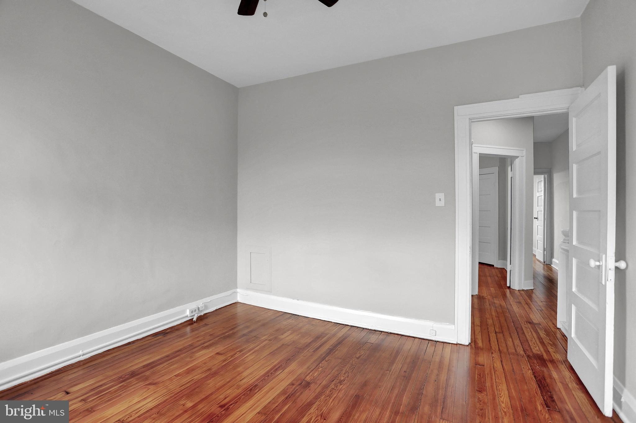 2853 Mayfield Avenue Baltimore, MD 21213 - Photo 13 of 22