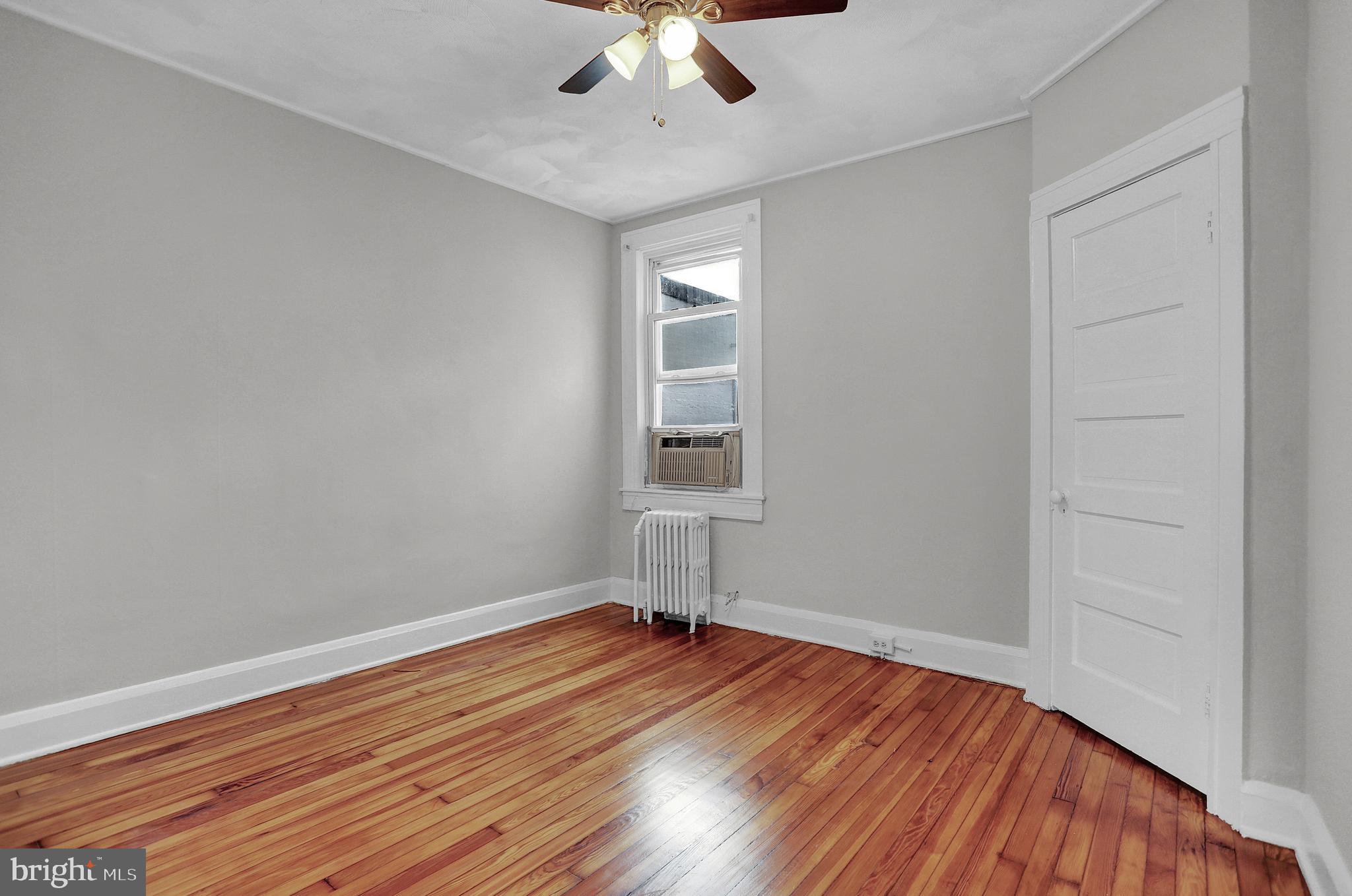 2853 Mayfield Avenue Baltimore, MD 21213 - Photo 9 of 22