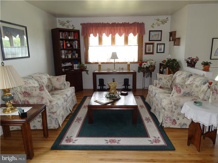 2400 Andover Road Cinnaminson, NJ 08077 - Photo 12 of 25 Gallery Image 12