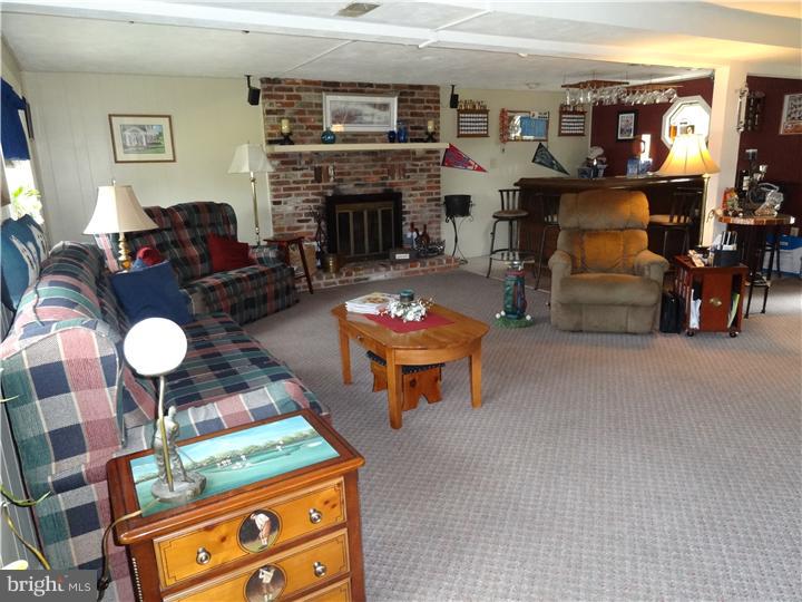 2400 Andover Road Cinnaminson, NJ 08077 - Photo 4 of 25 Gallery Image 4