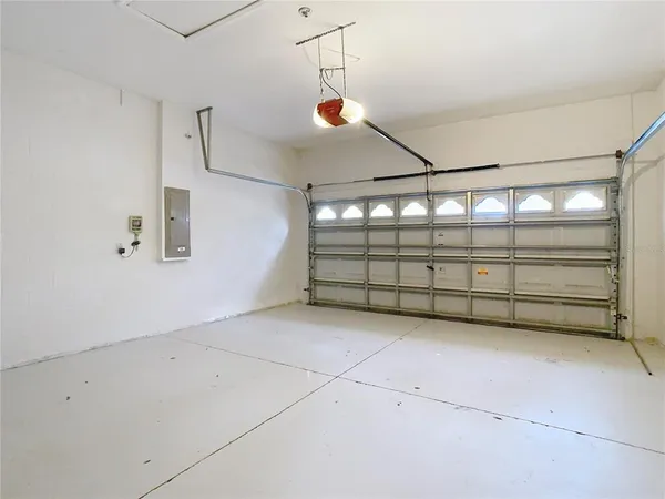 $2,500 | 10918 Ancient Futures Drive, Tampa, FL 33647