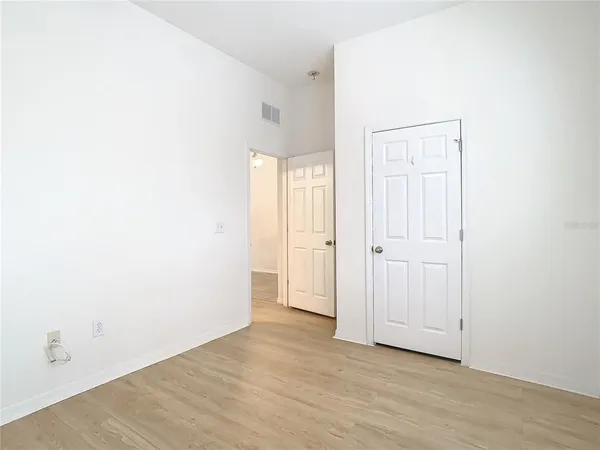 $2,500 | 10918 Ancient Futures Drive, Tampa, FL 33647