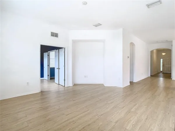 $2,500 | 10918 Ancient Futures Drive, Tampa, FL 33647