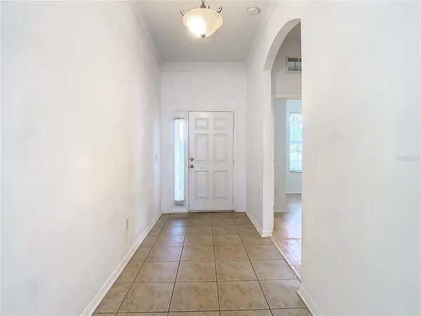 $2,500 | 10918 Ancient Futures Drive, Tampa, FL 33647