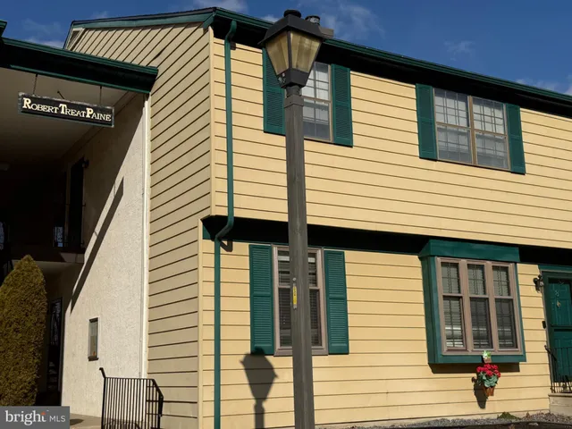 $2,000 | 10 Robert Treat Paine, Blackwood, NJ 08012