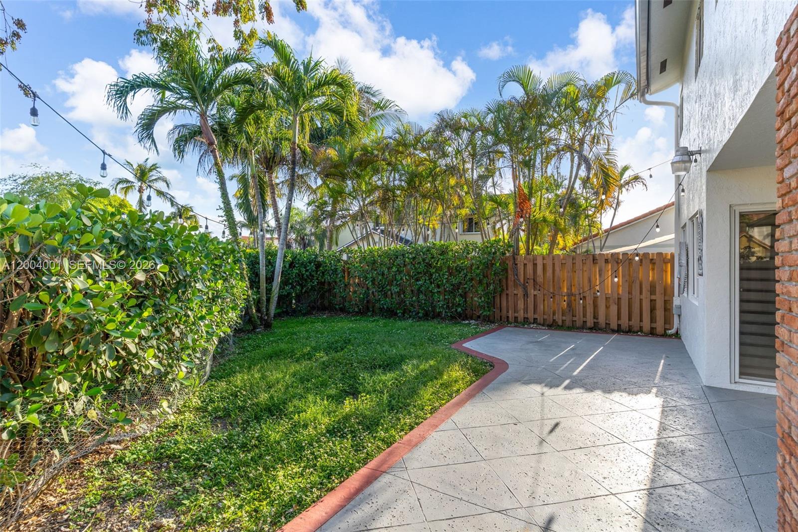 15134 Southwest 94th Terrace Miami, FL 33196 - Photo 24 of 37