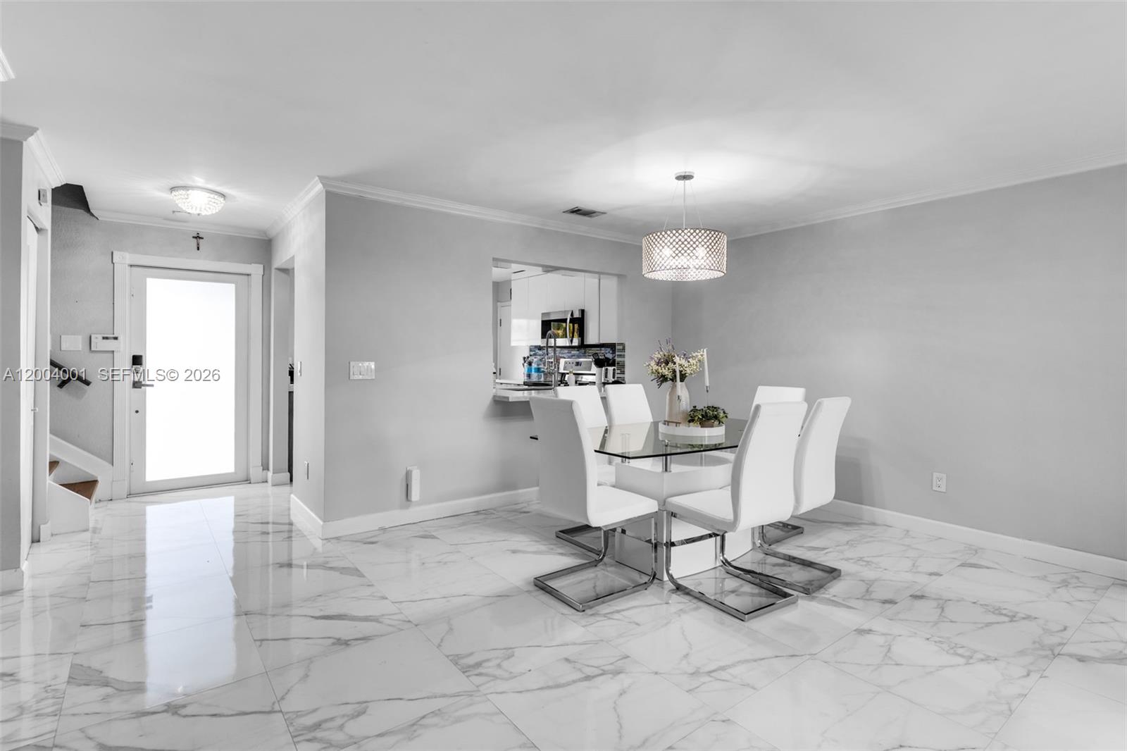 15134 Southwest 94th Terrace Miami, FL 33196 - Photo 8 of 37