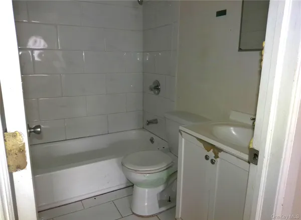 $619,900 | 167-39 147th Avenue | Springfield Gardens